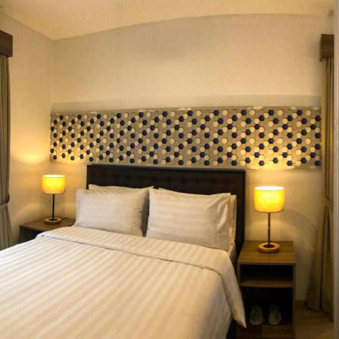 Bening Boutique Hotel Managed By Salak Hospitality Bekasi Extérieur photo